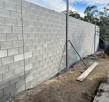 Brisbane-Retaining-Wall-1-413x386_0005_432992312_122119146800221937_8694745663083734757_n